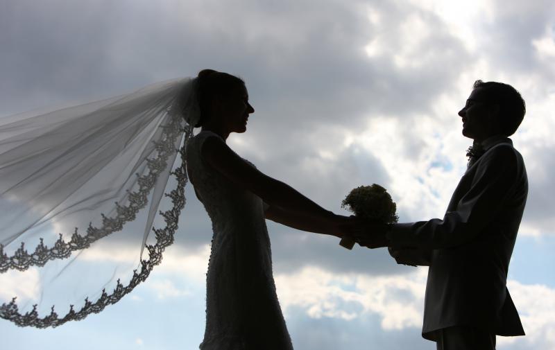 Brautmode und Hochzeitskleider