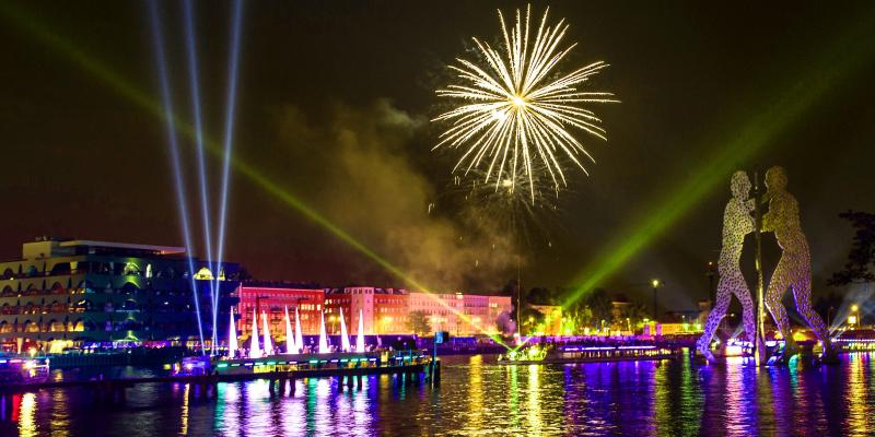 Besondere Silvesterpartys mit Essen