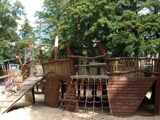 Spielplatz ”Piratenschiff”