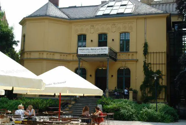 Foto: Café in der Schwartzschen Villa
