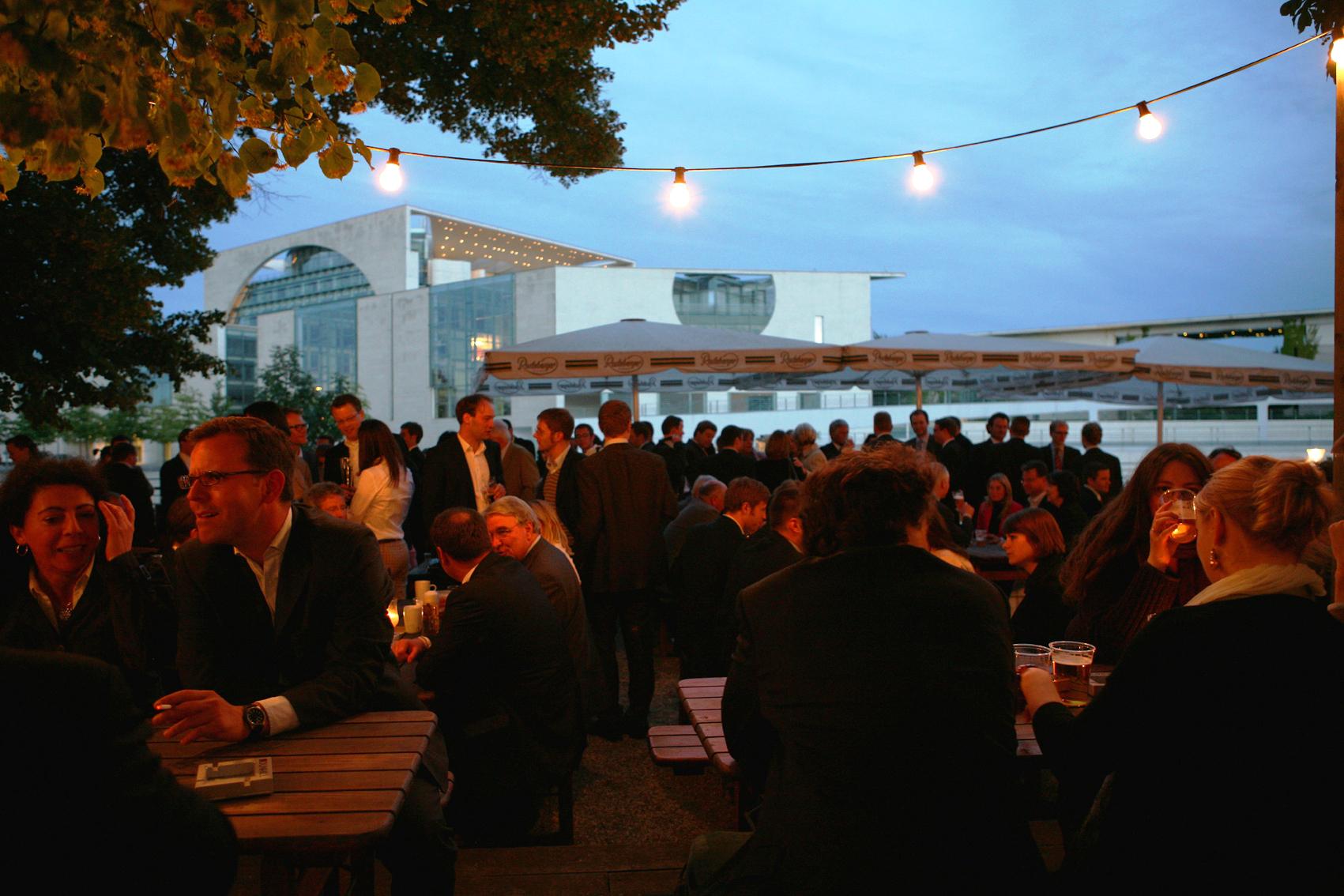 Zollpackhof Biergarten