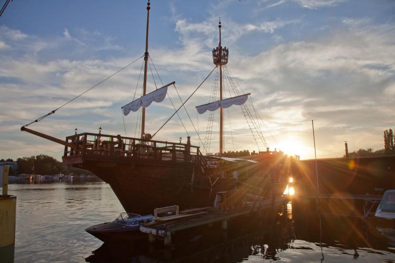 Boat restaurant Gode Wind