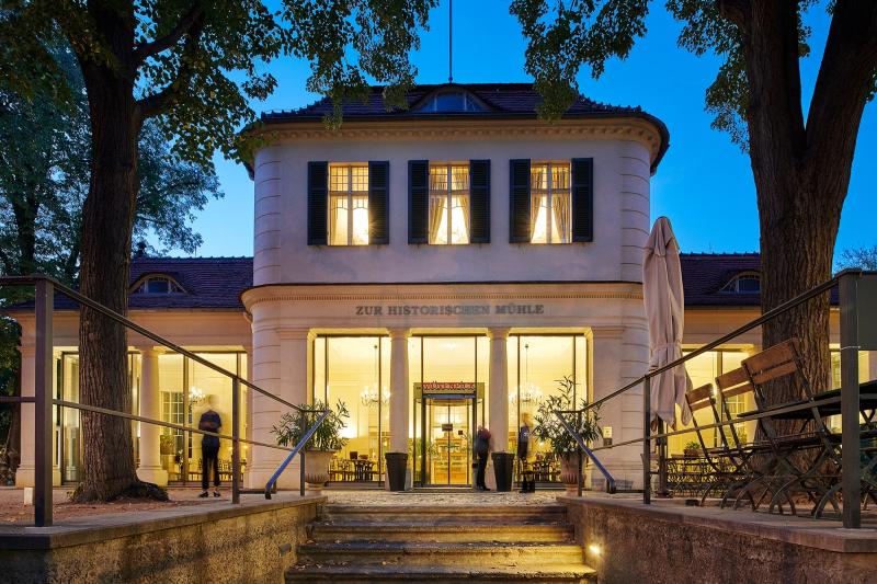 Mövenpick Restaurant Zur Historischen Mühle