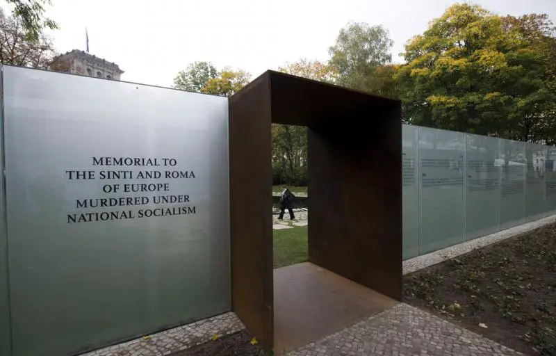 Photo: entrance of the Sinti and Roma Memorial