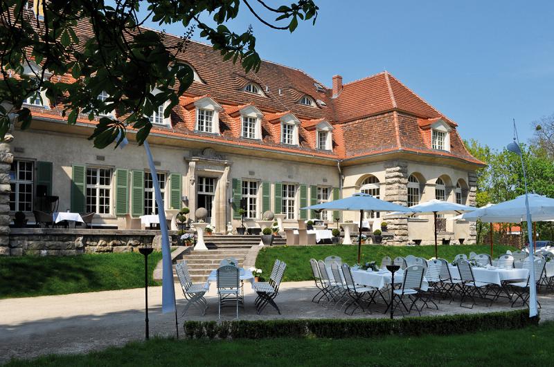 Restaurant and Hotel Schloss Kartzow